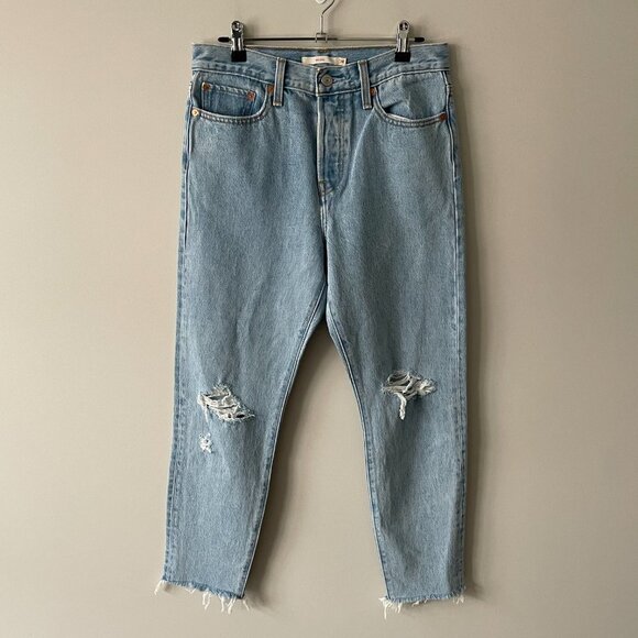 LEVI'S Wedgie Icon Denim High Rise Ripped Cropped Jeans Frayed Hem Blue 28 - Picture 2 of 10